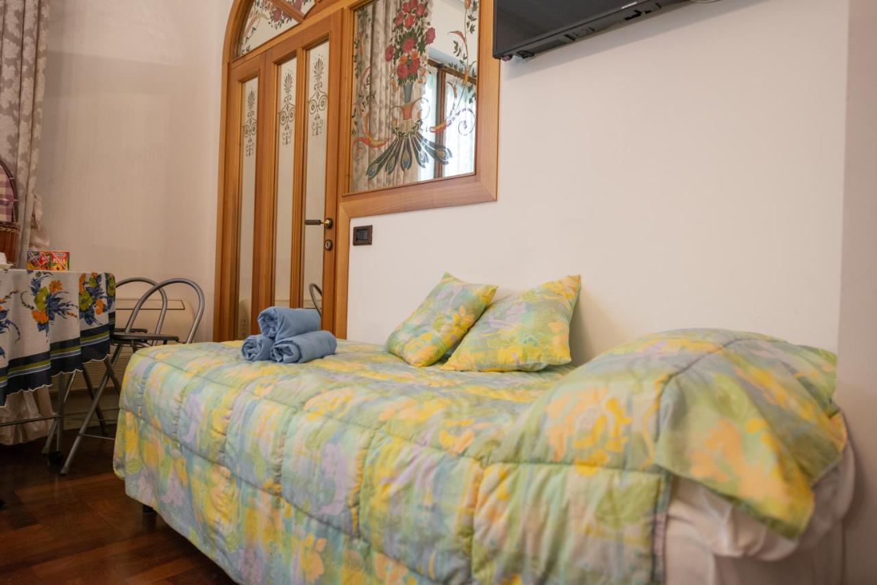 B&B Family First Capriate San Gervasio Zewnętrze zdjęcie